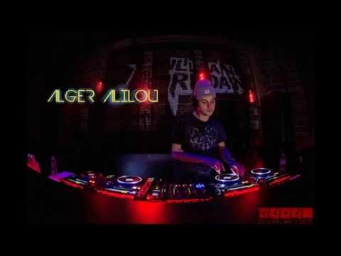 Julian Jordan feat. Ruby Prophet - A Thousand Miles ( UMF 2016 )