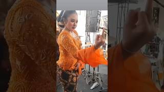 Download lagu 'APT Thailand x Niken Salindry 🔥 Sayang Culik Aku Dong | Viral Dance Trend 2025' #shorts mp3