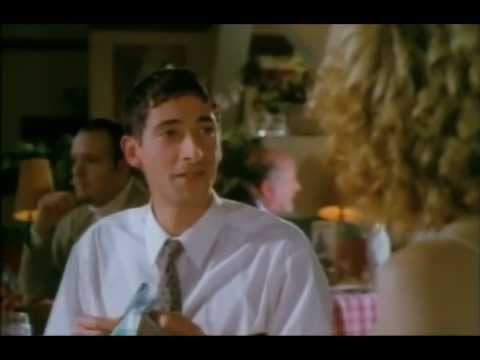 J'ai épousé un croque-mort - Bande annonce