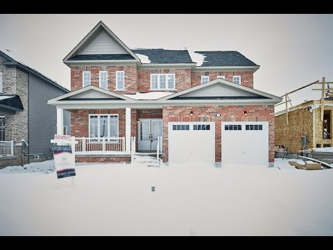 Dan Plowman Real Estate - 26 Don Hadden in Sunderland