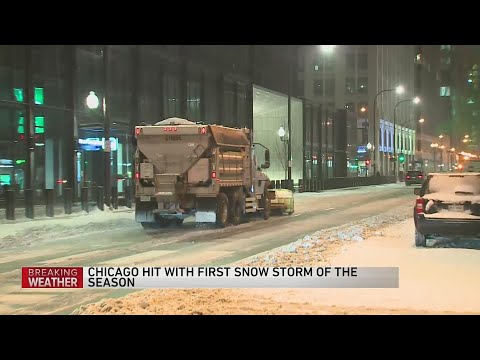 Chicago hit with first snow storm of the year