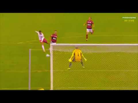 Primeiro gol de Taison pelo Inter após seu retorno