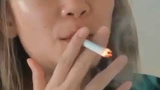 Download lagu Adella wulandari merokok||story wa mp3