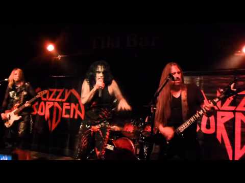 LIZZY BORDEN- 