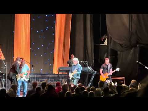 Mercury Blues (K.C. Douglas) - Steve Miller Band Live at The Chateau Ste Michelle Winery 9/15/2023