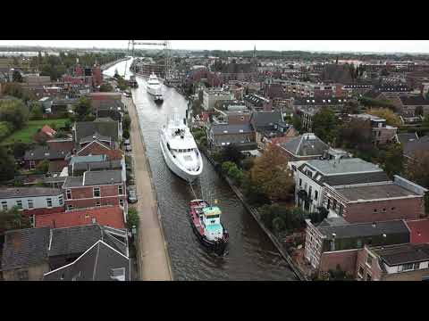 The transport of Harle & Najiba