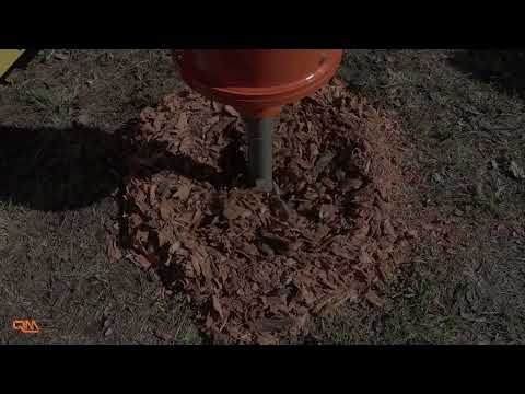 Accessorio per trivella idraulica QM - Tritaceppi TC su Skid Loader