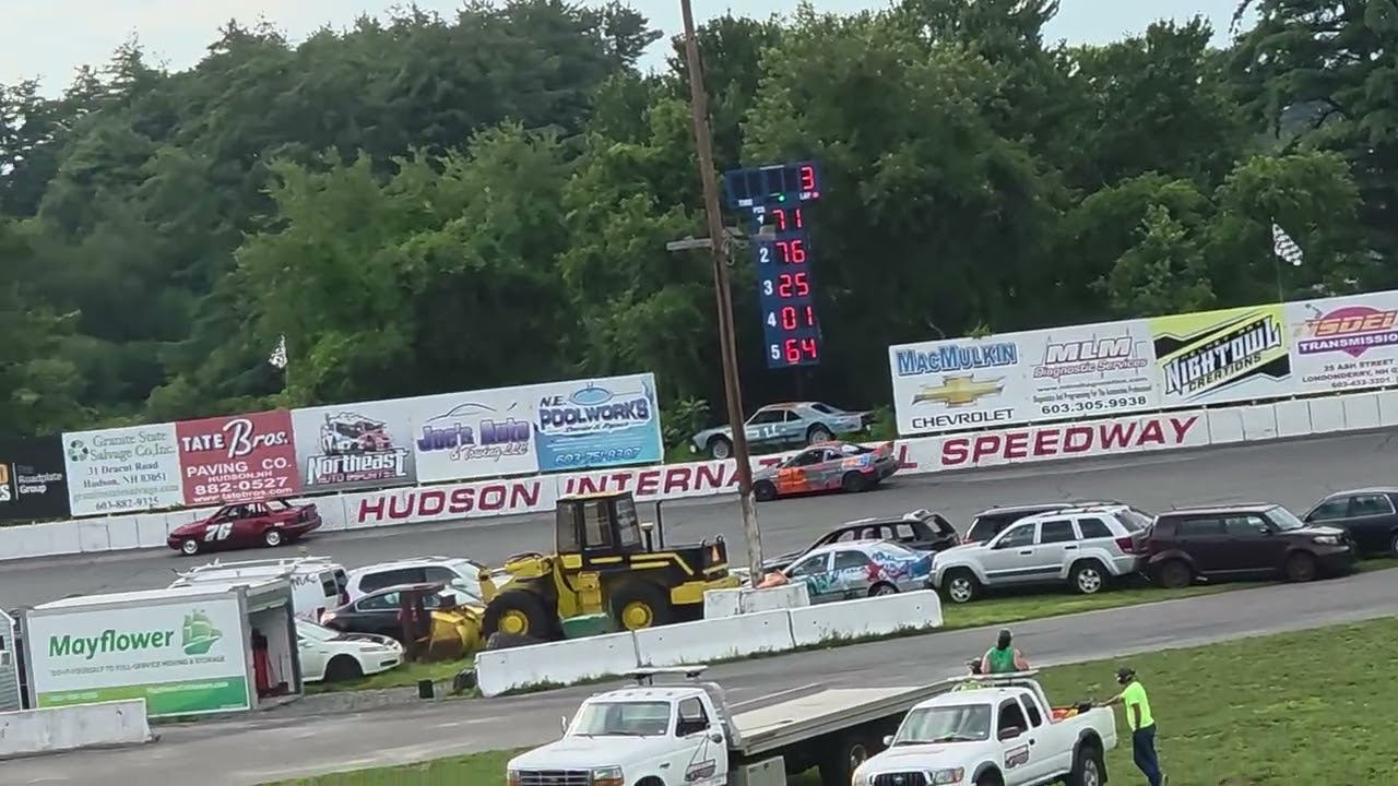 Hudson Speedway - Pure Stocks Heat Action