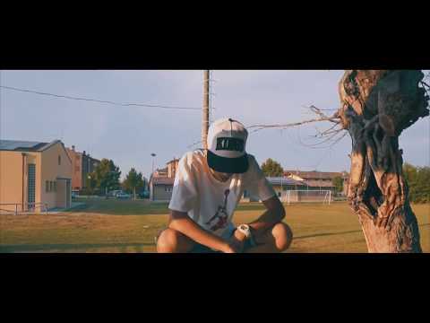 Mr.Yax AkA N.B.J - DUE METÀ (Prod.  The Panic Attack ) (STREET VIDEO)