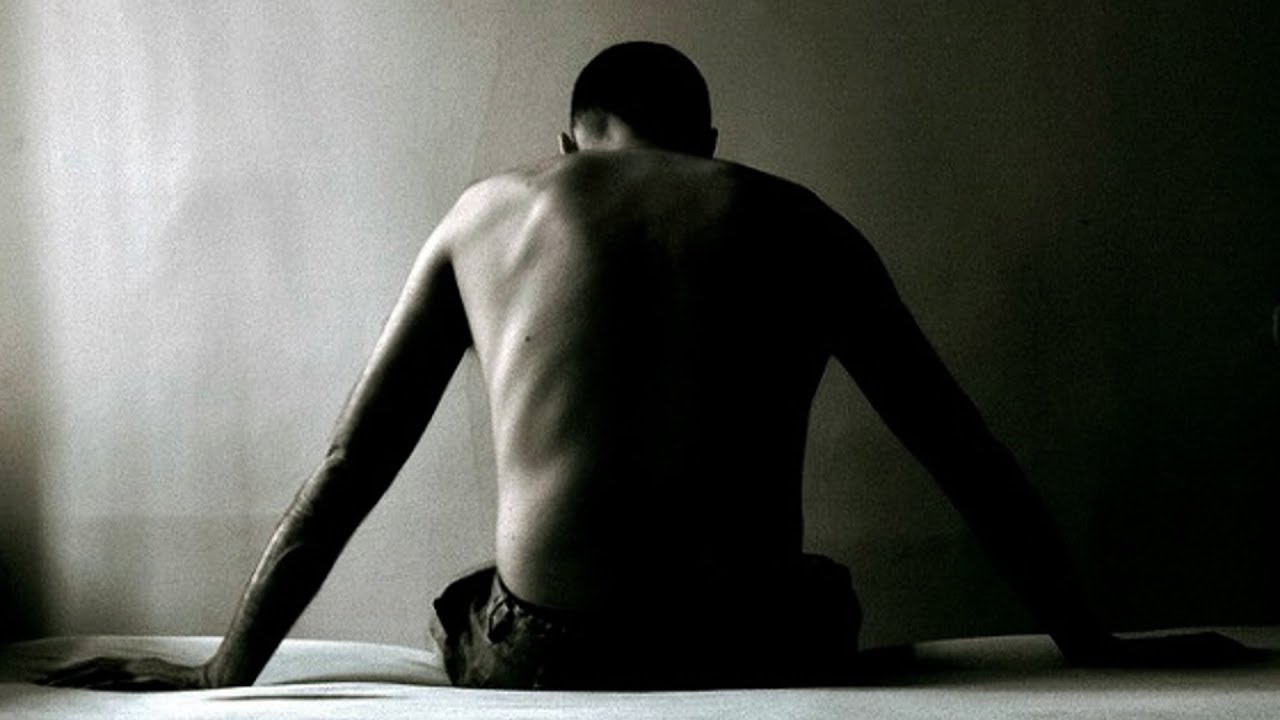 NUNCA JOGUE O JOGO DAS SOMBRAS - História Narrada | História para dormir