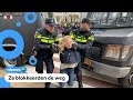 Politie pakt mensen op bij klimaatprotest in Amsterdam
