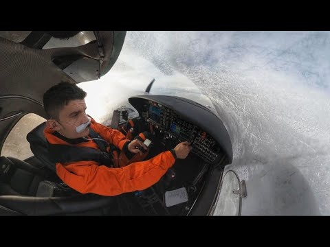 Flying across the North Atlantic to Iceland! IFR light aircraft ocean crossing - DA42 - ATC Audio