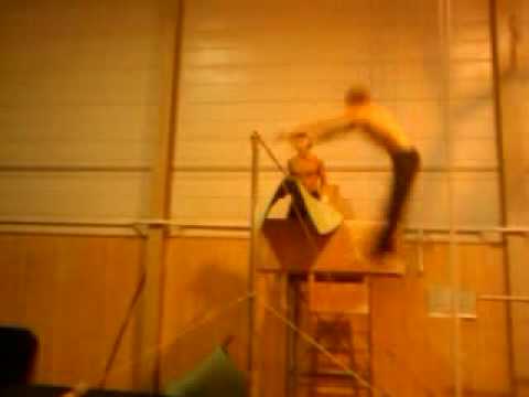 old gymnastic coach doing gienger so easy