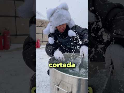 Ellos Convierten el Hielo en Algo Mucho Más Valioso!