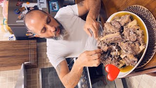 🌿🍖 A Middle Eastern Classic: Stuffed Vine Leaves & Zucchini with Lamb