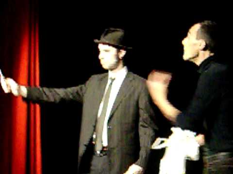 ROBIN SCHELLER VS WALTER MAFFEI - THEATRICAL FIGHT IN PARIS!
