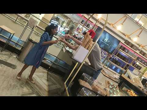 Ice Cream Trick |Express Avenue