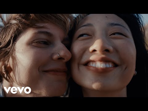 UMI - 10AM (Official Music Video)