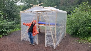 3 Days Camping in Cling Wrap Cabin - Crazy Bushcraft Shelter & DIY Greenhouse
