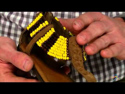 Minnetonka Womens Ibiza Sandal - Dusty Brown Suede - Product Review Video