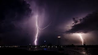 Rain, Storm and Lightnings to Relax and Sleep | Pluie, Orage et Éclairs pour Détente et Sommeil