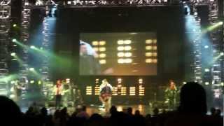 Matt Redman feat LZ7 - 27 Million (Hillsong London)