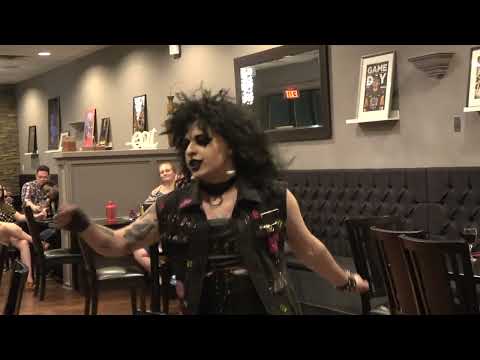 The Lounge @ FirstOntario - Ricky Mania "Na Na Na"