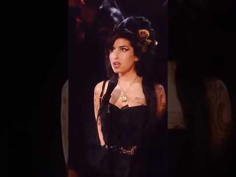 Amy Winehouse’s Record Of The Year win for Rehab 2008 #shorts #youtubeshorts #amywinehouse #grammys