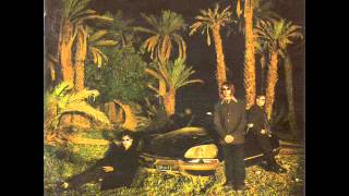 Echo & The Bunnymen - Just A Touch Away