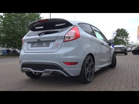 2016 Ford Fiesta ST200 Exhaust sounds: Start-up, revs and driving.