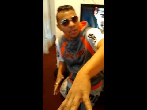 MC golf da baixada e MC jelzinho no em saio  baile