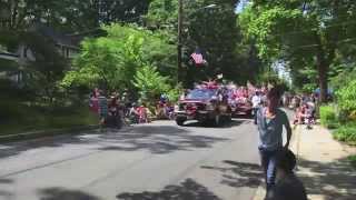 preview picture of video 'Takoma Park 4th of July Parade 2014 (In One Minute)'