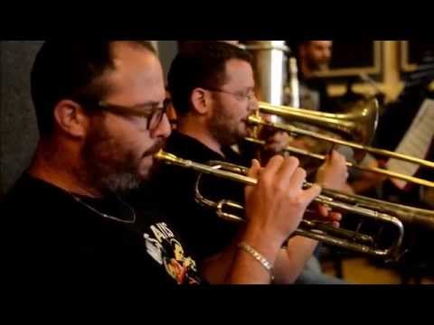 Uzi Ramirez & the Extra Cheese Orchestra / Surrender