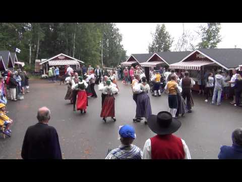 Folk dance - Skalorstigarin från Replot dansas i Pellinge, Finland 04.08.2012