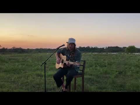 EJ Worland - 'Drown In You' (Acoustic)