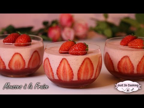 Strawberry mousse in verrines