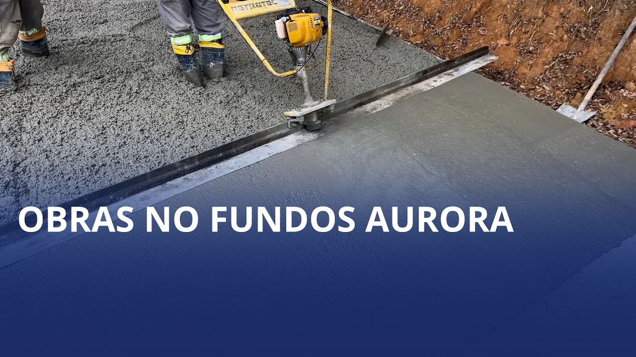 Trecho na comunidade de Fundos Aurora está sendo pavimentado com concreto