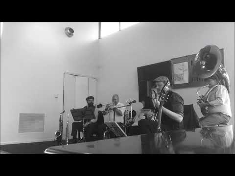 Yes We Have No Bananas! - The Slipdixies