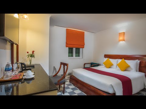 V Hotel Phnom Penh, Camboja