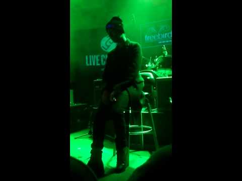 앤덥 ANDUP 기시감