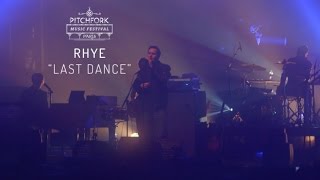 Rhye | “Last Dance” | Pitchfork Music Festival Paris 2015 | PitchforkTV