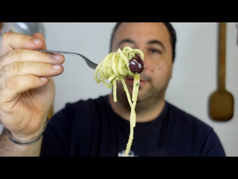 Spaghetti con Crema di Zucchine: Sorprendi tutti in soli 15 Minuti , da sogno!