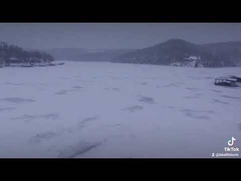 Snowy & Frozen Lake Of The Ozarks
