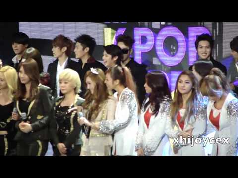 [FANCAM] 121110 BEAST/B2ST Cute Dooseob Moment @ SBS Super Concert in America