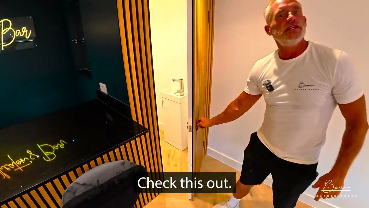 The Elite Walk Through (Billericay, Essex) - Bear Garden Rooms