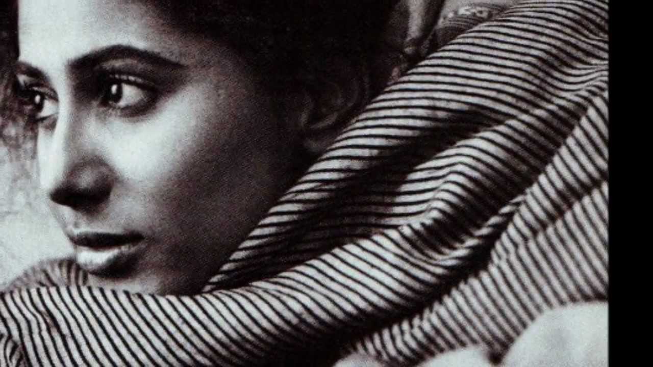 Tera Pagal Premi Lyrics  | Tajurba | Raj Babbar, Smita Patil | Suresh Wadkar | Usha Khanna