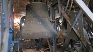 preview picture of video 'Arnsberg Propsteikirche St. Laurentius, Turmglocken Vollgeläut'