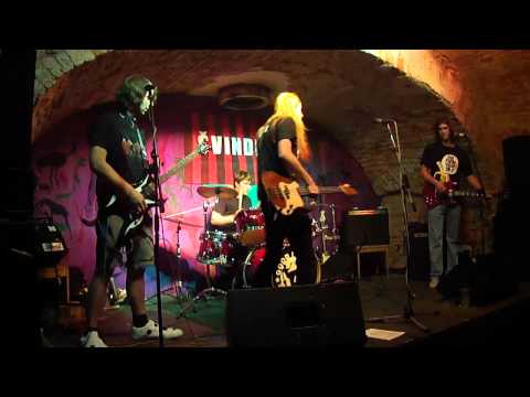 Švindl - Intro, Nemá to cenu, Made in Televizija - Live