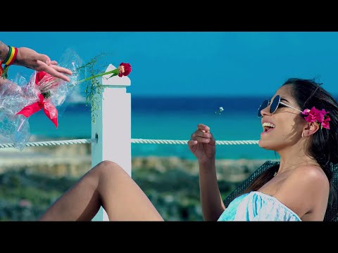 Bonny Lovy - Noche En Hawaii - Feat. Mike Bahia l Video Oficial