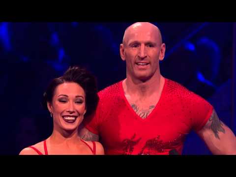 Robin Calls Gareth's Rugby Dance Fantastic - Dancing On Ice